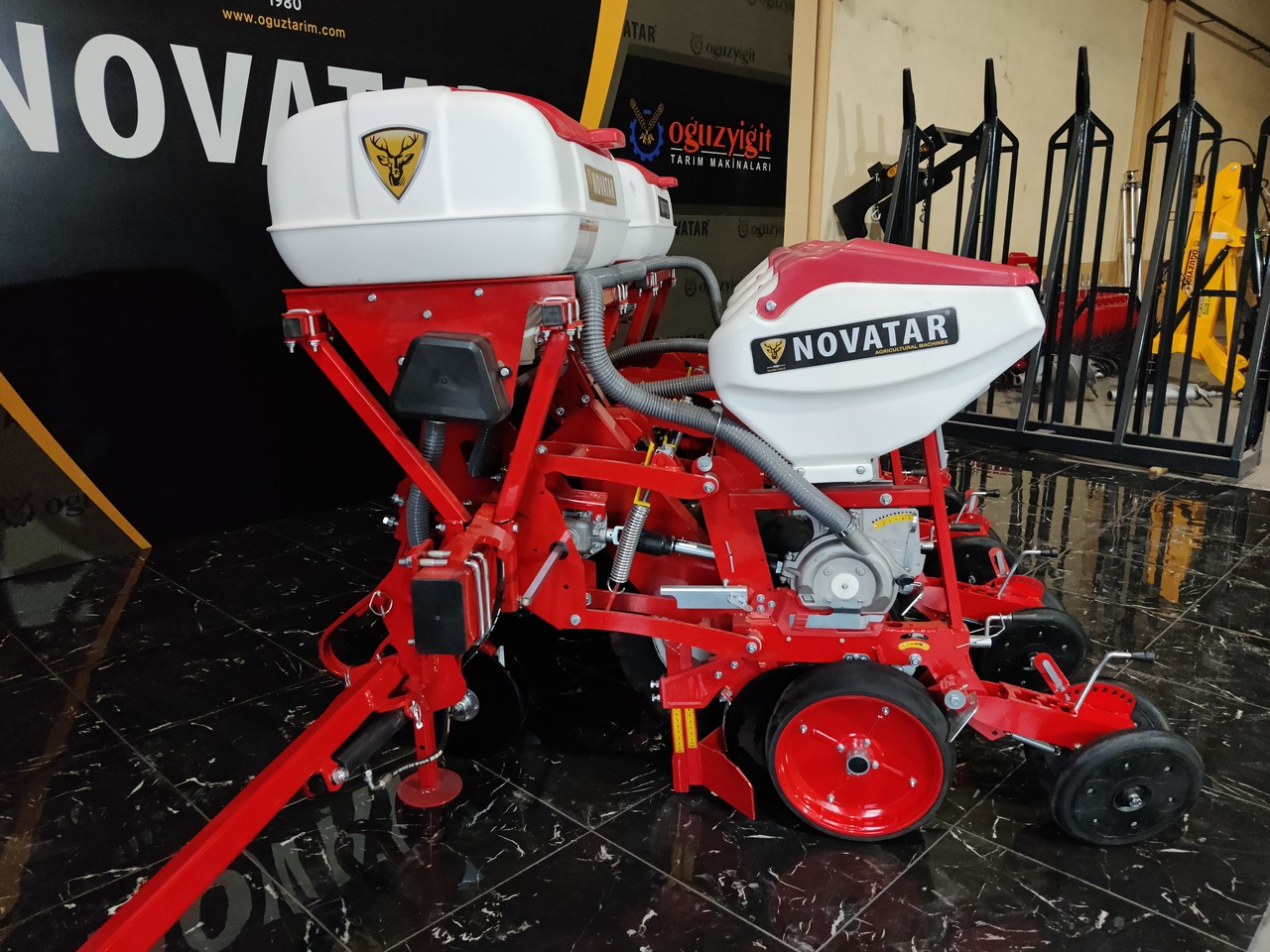 Novatar Pneumatic Seed Drill Machine - Precision sowing machine: picture 3 Novatar Pneumatic Seed Drill Machine - Precision sowing machine: picture 3