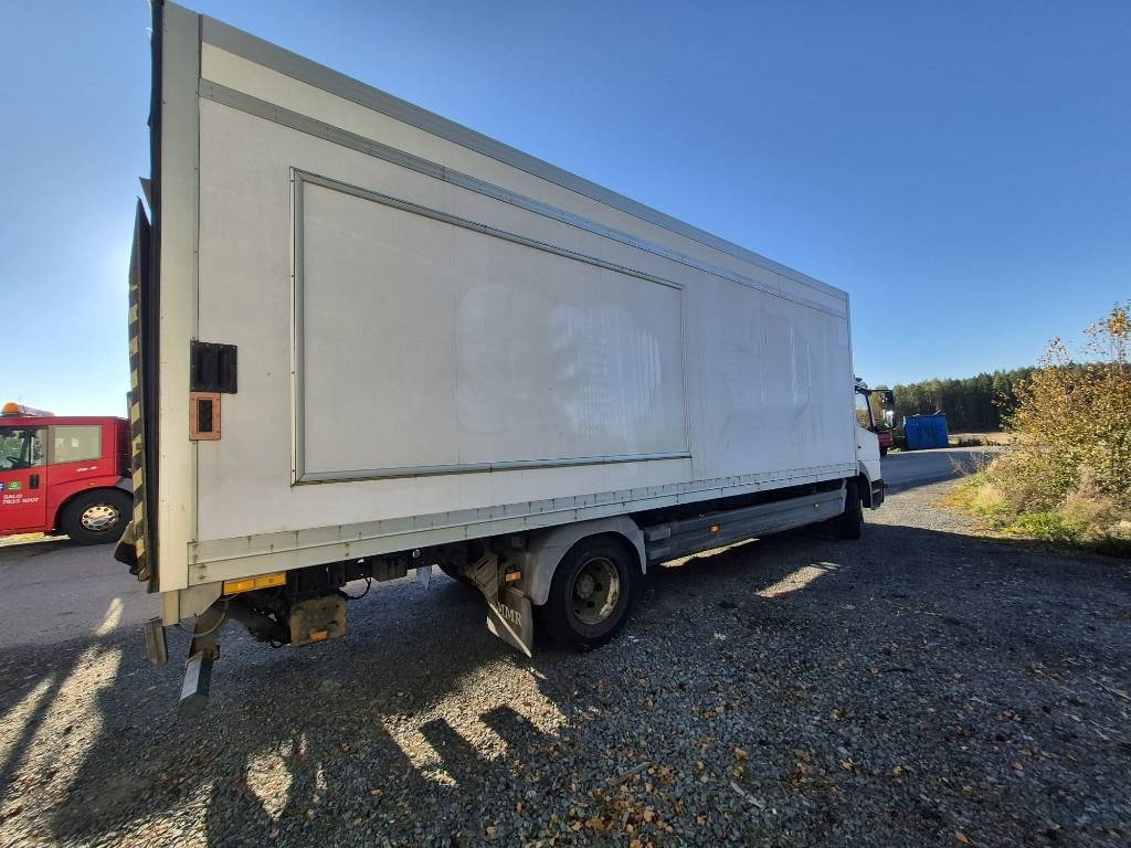 Mercedes-Benz Atego 1223 umpikori+pl nostin - Box truck: picture 3 Mercedes-Benz Atego 1223 umpikori+pl nostin - Box truck: picture 3