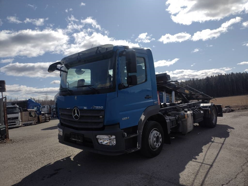 Mercedes-Benz Atego 1224 multilift vaijerilaite,euro6, 250tkm - Skip loader truck: picture 1 Mercedes-Benz Atego 1224 multilift vaijerilaite,euro6, 250tkm - Skip loader truck: picture 1