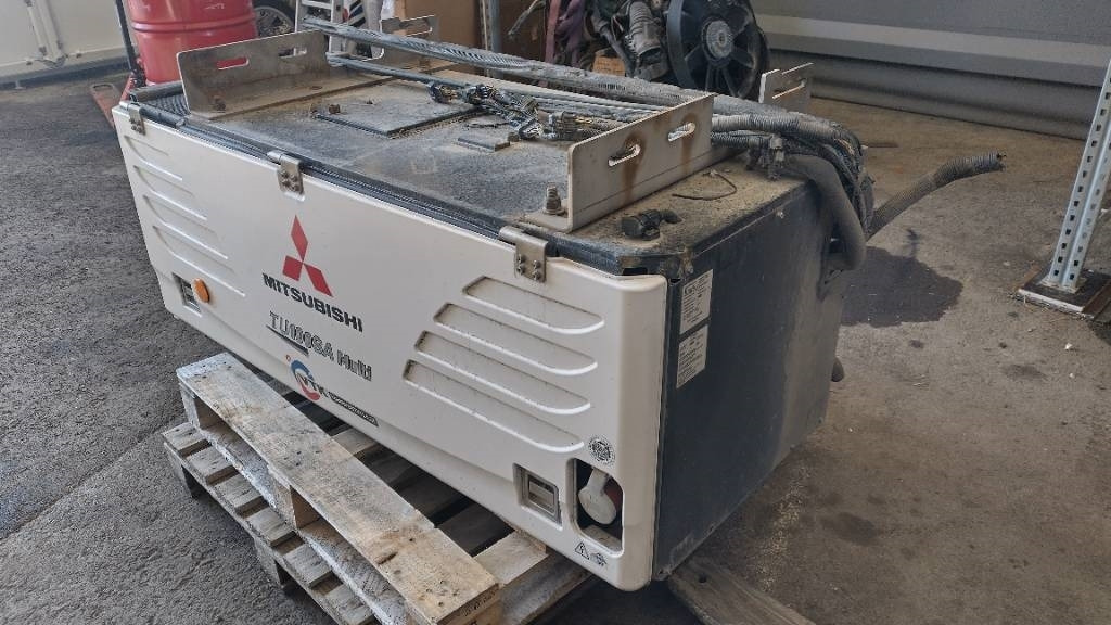 Mitsubishi TU100 SAEM Multi kylmäkone - Engine for Truck: picture 2 Mitsubishi TU100 SAEM Multi kylmäkone - Engine for Truck: picture 2