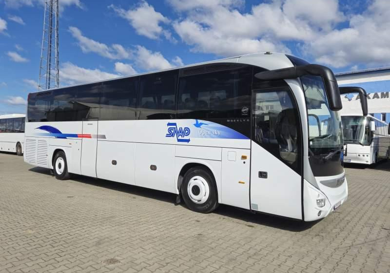 Iveco MAGELYS / SPROWADZONE / MANUAL / 12.20 M - Coach: picture 3 Iveco MAGELYS / SPROWADZONE / MANUAL / 12.20 M - Coach: picture 3