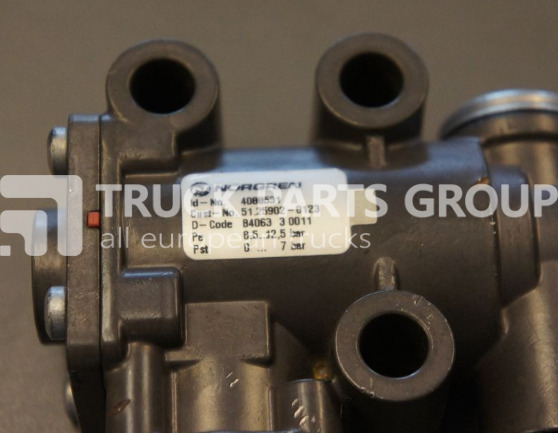 MAN TGX, TGS, TGL, TGM, EURO 4, EURO 5 emission blocking flap contro catalyst - Muffler/ Exhaust system for Truck: picture 2 MAN TGX, TGS, TGL, TGM, EURO 4, EURO 5 emission blocking flap contro catalyst - Muffler/ Exhaust system for Truck: picture 2