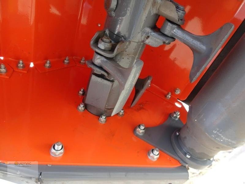 New Flail mower Vemac Mulcher Schlegelmulcher ML145H 145cm hydraulisch NEU: picture 15 New Flail mower Vemac Mulcher Schlegelmulcher ML145H 145cm hydraulisch NEU: picture 15