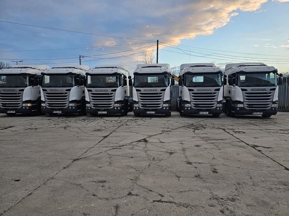 Scania G410 - Tractor unit: picture 1 Scania G410 - Tractor unit: picture 1