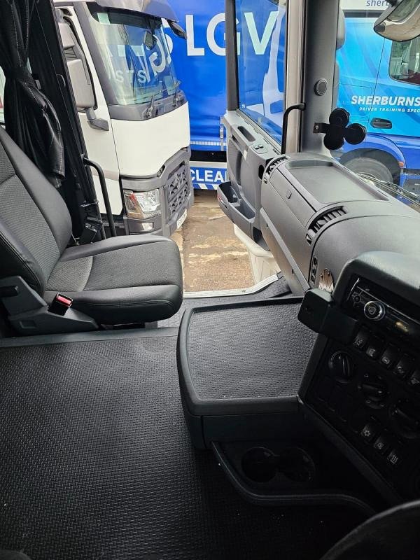 Scania g410 G410 4x2 - Tractor unit: picture 2 Scania g410 G410 4x2 - Tractor unit: picture 2