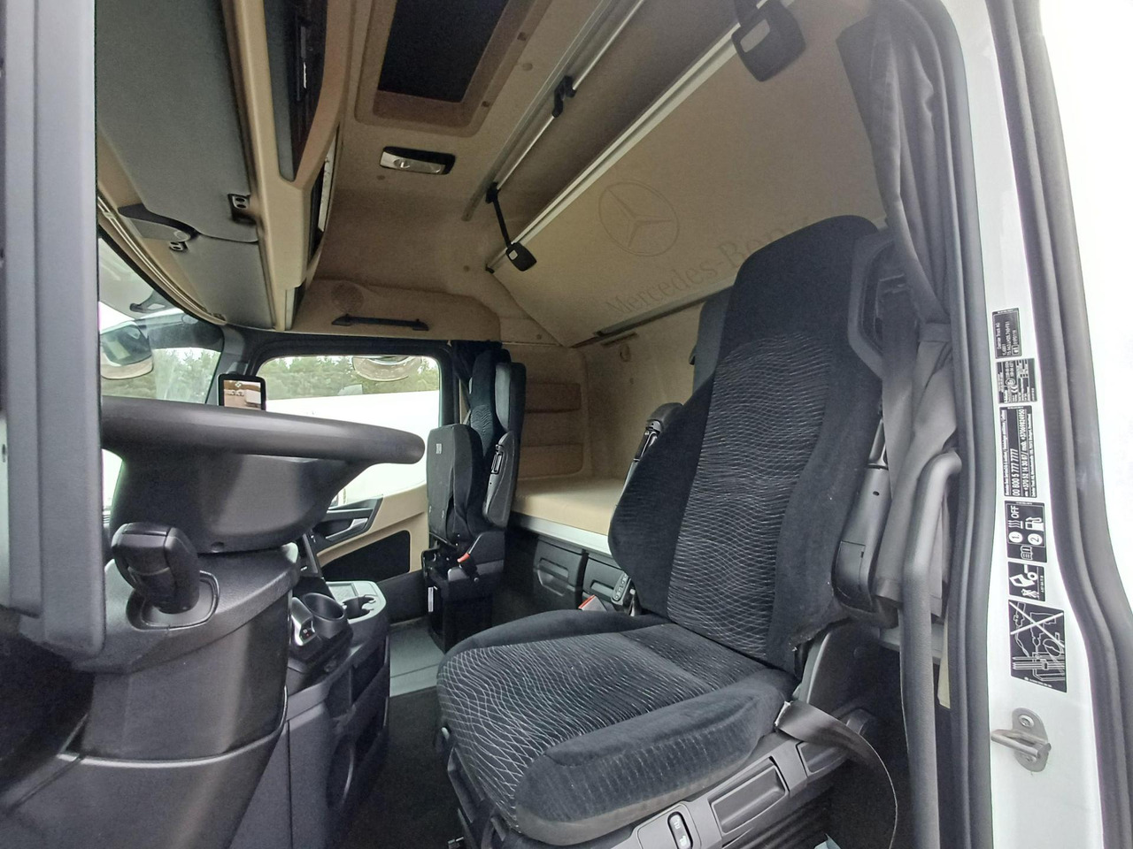 2021 Mercedes-Benz Actros 5 1845 BigSpace - Tractor unit: picture 4 2021 Mercedes-Benz Actros 5 1845 BigSpace - Tractor unit: picture 4
