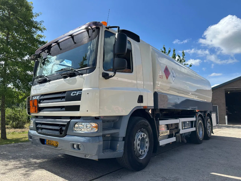 DAF CF 75.310 FAN / NL TRUCK / 6x2 / FUEL TANK 4 COMP. / 22 m3 / EURO5 / TOP CONDITION!! - Tank truck: picture 1 DAF CF 75.310 FAN / NL TRUCK / 6x2 / FUEL TANK 4 COMP. / 22 m3 / EURO5 / TOP CONDITION!! - Tank truck: picture 1