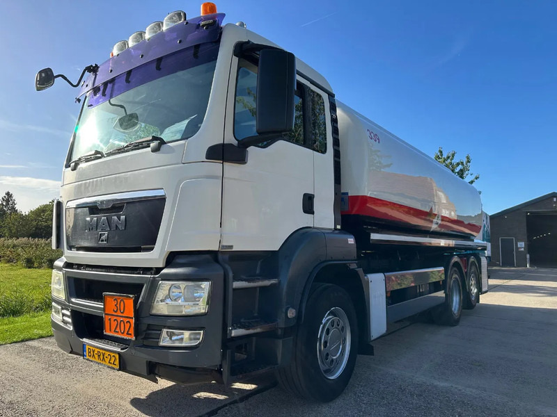 MAN TGS 26.360 / NL TRUCK / EURO 5 / 6x2 / LENK-LIFT / DIJSEL 5 COMP. 23,2 m3 / AUTOMATIC - Tank truck: picture 1 MAN TGS 26.360 / NL TRUCK / EURO 5 / 6x2 / LENK-LIFT / DIJSEL 5 COMP. 23,2 m3 / AUTOMATIC - Tank truck: picture 1