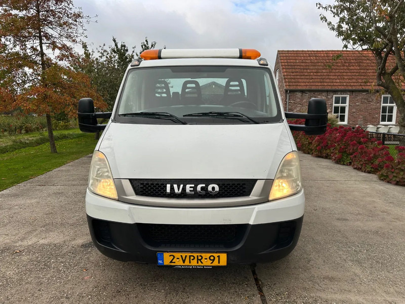 Iveco Daily 35C17 BE TREKKER 12T COMBI MET VELDHUIZEN SDO TRAILER 2008 / EURO 5 / 3 PERS. - Tractor unit: picture 2 Iveco Daily 35C17 BE TREKKER 12T COMBI MET VELDHUIZEN SDO TRAILER 2008 / EURO 5 / 3 PERS. - Tractor unit: picture 2