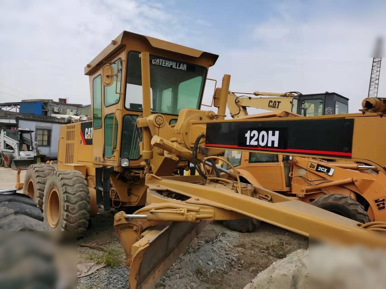 CATERPILLAR 120H - Grader: picture 4 CATERPILLAR 120H - Grader: picture 4