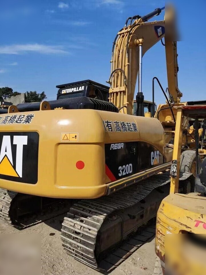 Crawler excavator CATERPILLAR 320D: picture 8 Crawler excavator CATERPILLAR 320D: picture 8