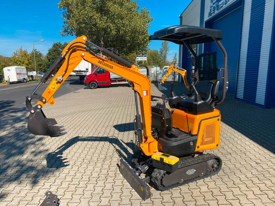 Minibagger BK1300JSR inkl. 3 Schaufeln *INKL.19% MWST*BERGER KRAUS*KUBOTA D902 11,8KW*JOYSTICK*SCHENKWARM*SOFORT!* - Mini excavator: picture 3 Minibagger BK1300JSR inkl. 3 Schaufeln *INKL.19% MWST*BERGER KRAUS*KUBOTA D902 11,8KW*JOYSTICK*SCHENKWARM*SOFORT!* - Mini excavator: picture 3