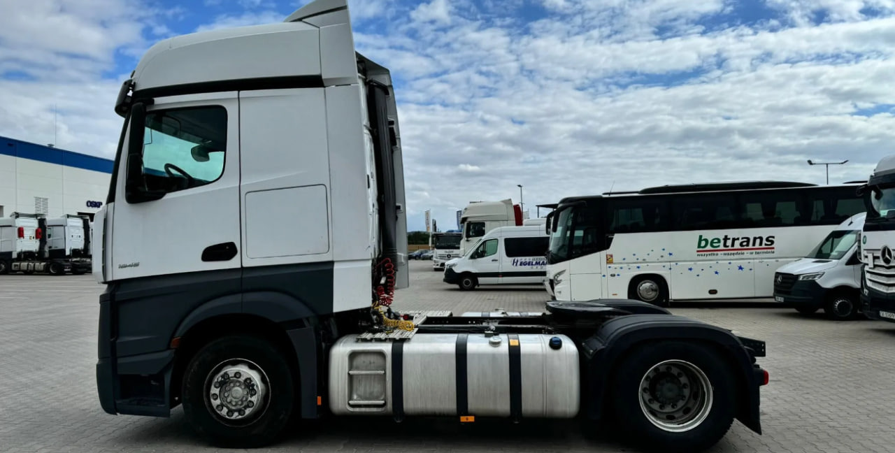 MERCEDES-BENZ Actros 1845  with retarder - Tractor unit: picture 3 MERCEDES-BENZ Actros 1845  with retarder - Tractor unit: picture 3