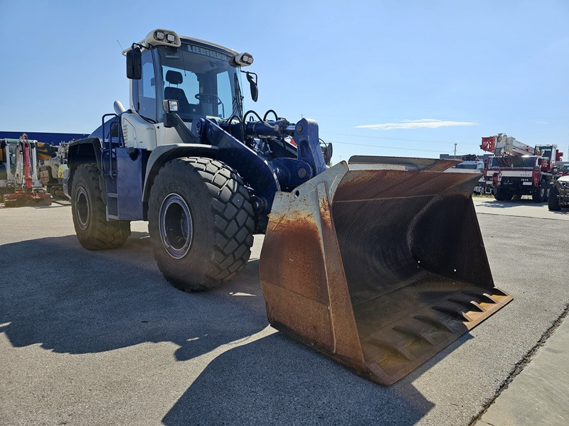 LIEBHERR L556 - Wheel loader: picture 5 LIEBHERR L556 - Wheel loader: picture 5