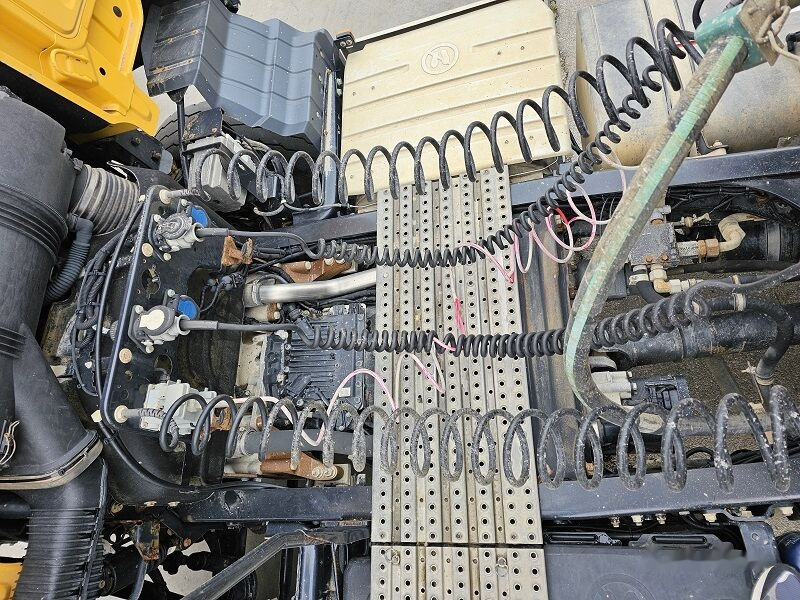 Tractor unit MAN MAN Langendorf TGS 26.480 TGS 26.480: picture 14 Tractor unit MAN MAN Langendorf TGS 26.480 TGS 26.480: picture 14