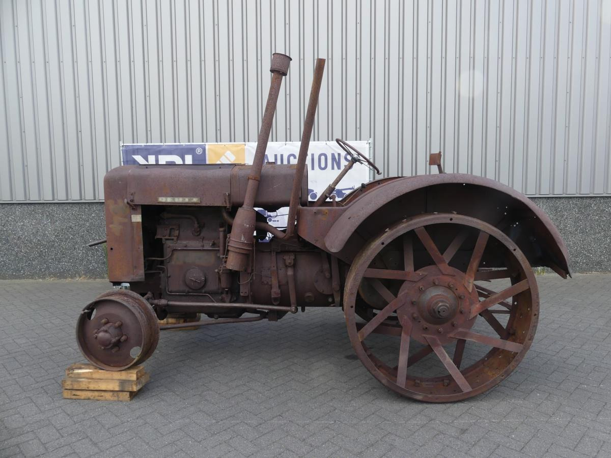 Deutz F3M417 - Farm tractor: picture 2 Deutz F3M417 - Farm tractor: picture 2