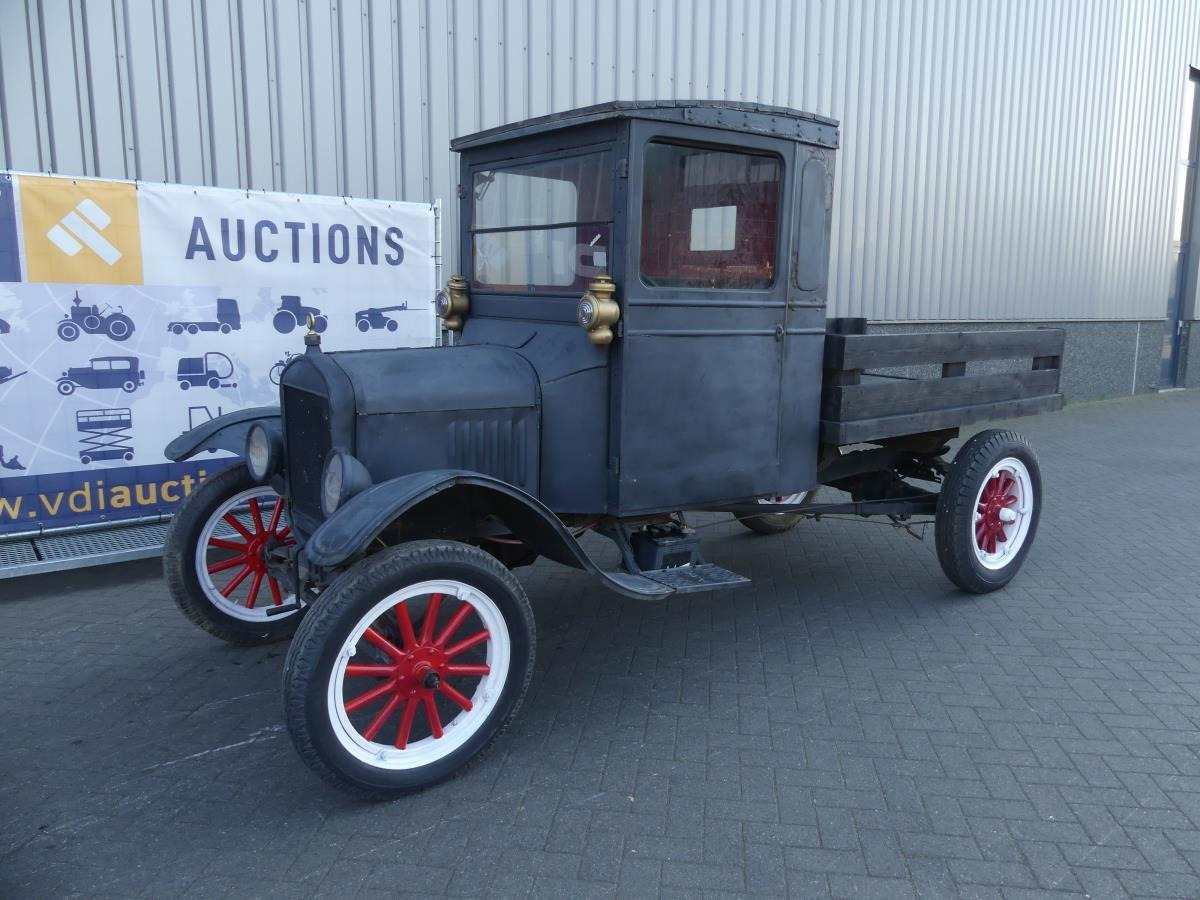 Ford Model T - Car: picture 2 Ford Model T - Car: picture 2