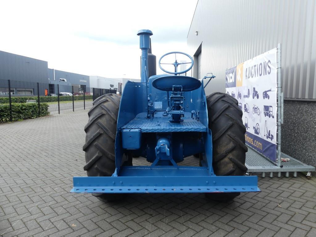 Lanz Bulldog D9506 - Farm tractor: picture 5 Lanz Bulldog D9506 - Farm tractor: picture 5