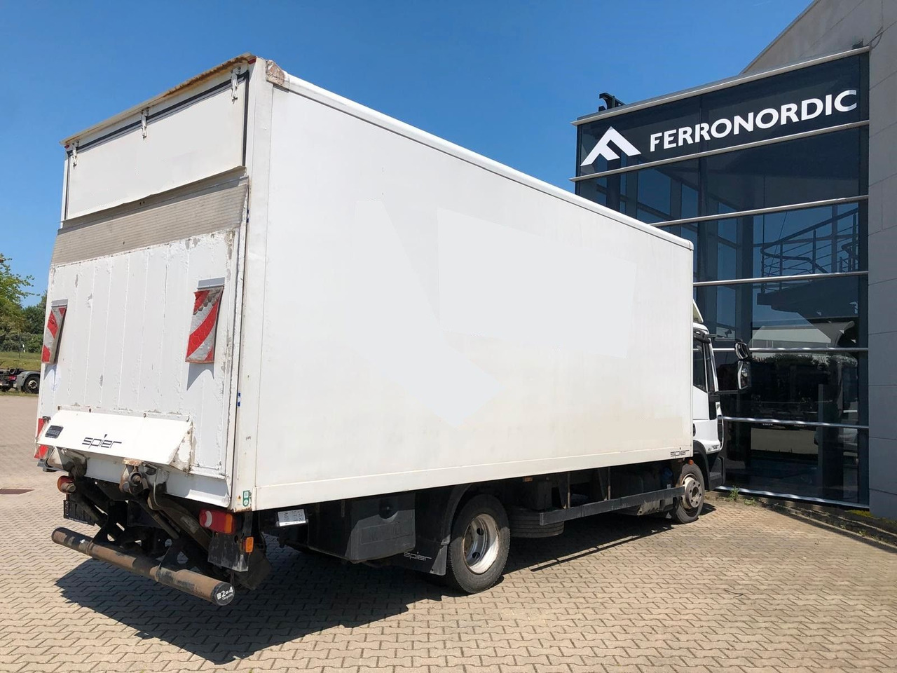 Iveco 75 E 190 Koffer*LBW*Schalter*Blatt/Luft*Klima - Box van: picture 3 Iveco 75 E 190 Koffer*LBW*Schalter*Blatt/Luft*Klima - Box van: picture 3