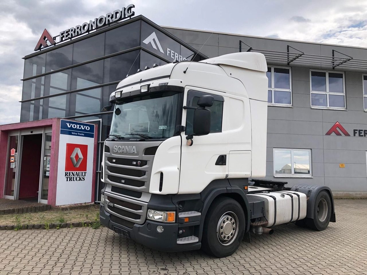 Scania R420 PTO*Automatik mit Kupplungspedale - Tractor unit: picture 4 Scania R420 PTO*Automatik mit Kupplungspedale - Tractor unit: picture 4