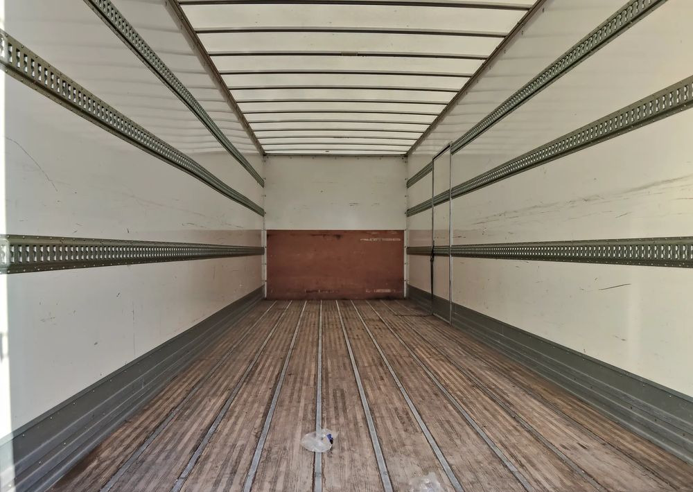 Refrigerator truck Mercedes-Benz Antos: picture 10 Refrigerator truck Mercedes-Benz Antos: picture 10