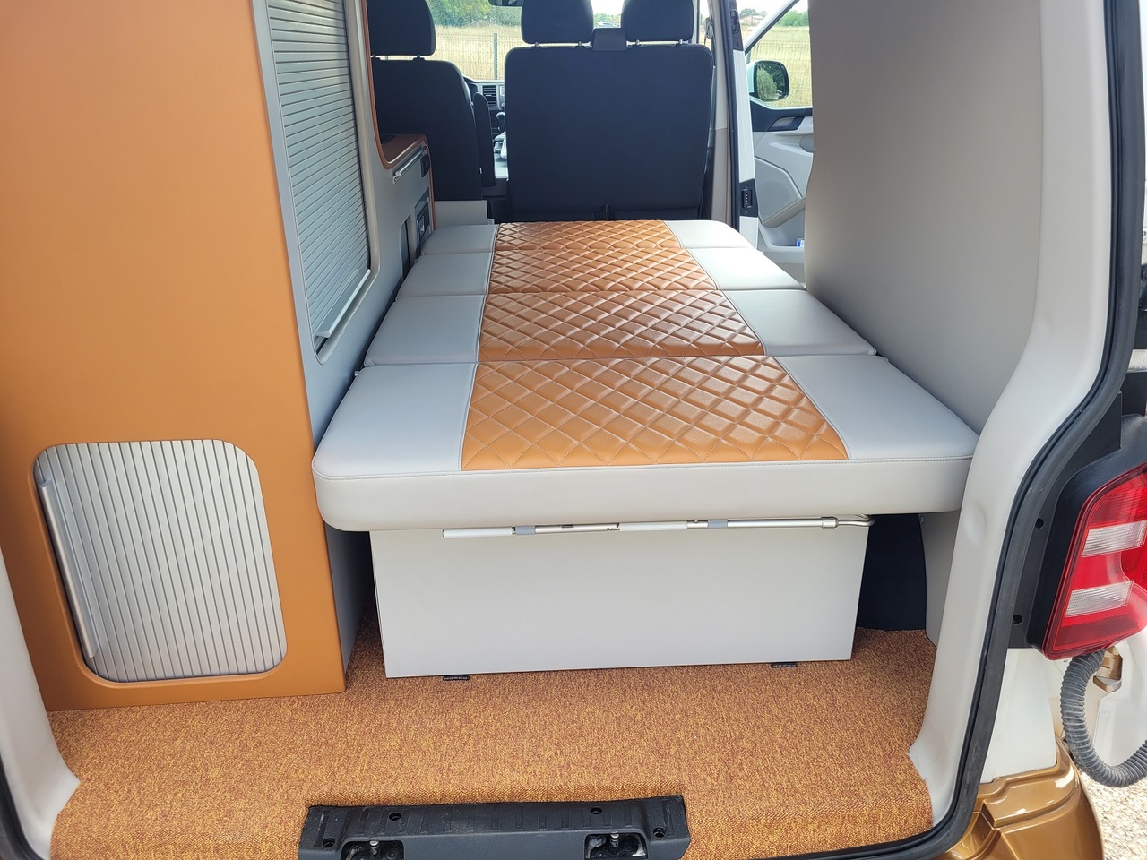 New Camper van VOLKSWAGEN transporter van amenage avec amenagement entierement neuf: picture 10