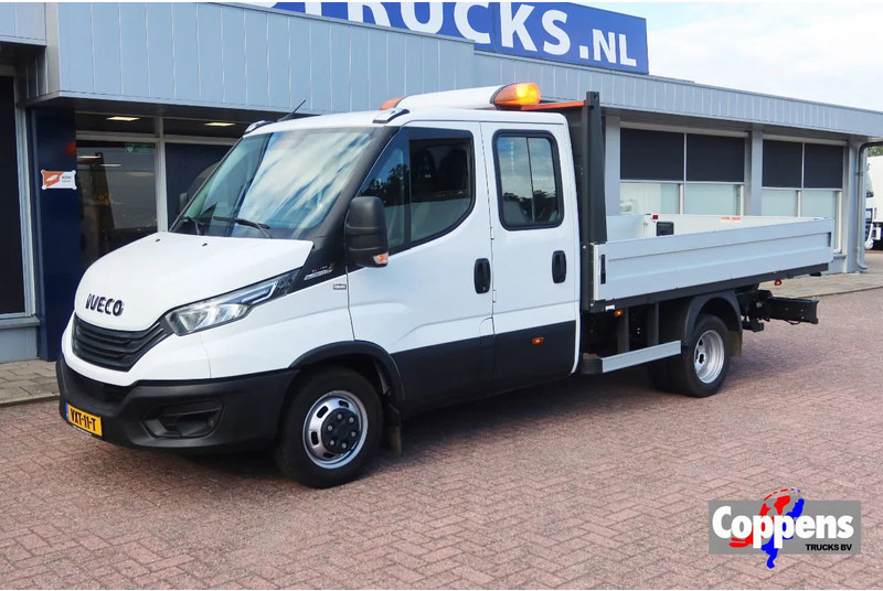 Iveco Daily 35C16 HI Matic Dubbele cabine open 7 persoons uitvoering. Dubbel lucht achter as. 3.0 L motor - Commercial vehicle, Combi van: picture 1 Iveco Daily 35C16 HI Matic Dubbele cabine open 7 persoons uitvoering. Dubbel lucht achter as. 3.0 L motor - Commercial vehicle, Combi van: picture 1