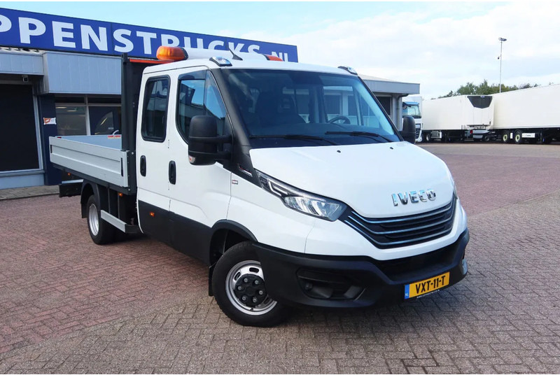 Iveco Daily 35C16 HI Matic Dubbele cabine open 7 persoons uitvoering. Dubbel lucht achter as. 3.0 L motor - Commercial vehicle, Combi van: picture 2 Iveco Daily 35C16 HI Matic Dubbele cabine open 7 persoons uitvoering. Dubbel lucht achter as. 3.0 L motor - Commercial vehicle, Combi van: picture 2
