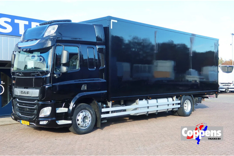 DAF CF 410 DAF CF 410 Black Edition Dhollandia klep 2.000 kg - Box truck: picture 1 DAF CF 410 DAF CF 410 Black Edition Dhollandia klep 2.000 kg - Box truck: picture 1