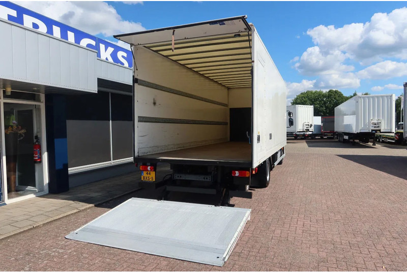 DAF LF 230 Bak+Klep Dhollandia 1500 kg Euro 6 - Box truck: picture 4 DAF LF 230 Bak+Klep Dhollandia 1500 kg Euro 6 - Box truck: picture 4