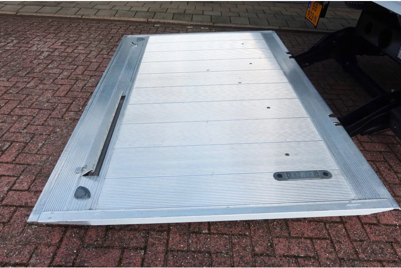 Box truck FUSO Canter 7 C 18 Bak+Klep 1000 kg: picture 6 Box truck FUSO Canter 7 C 18 Bak+Klep 1000 kg: picture 6