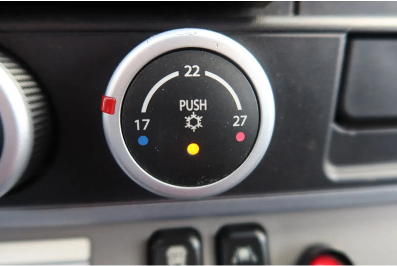 Box truck FUSO Canter 7 C 18 Bak+Klep 1000 kg: picture 13 Box truck FUSO Canter 7 C 18 Bak+Klep 1000 kg: picture 13