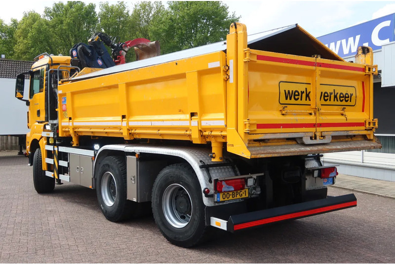 MAN TGS 33.420 2 Zijdige kipper + Kraan 6x6 Stuur as - Tipper, Crane truck: picture 3 MAN TGS 33.420 2 Zijdige kipper + Kraan 6x6 Stuur as - Tipper, Crane truck: picture 3