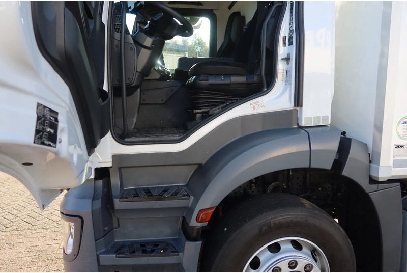 Mercedes-Benz Actros 2127L Bak+ Klep 2000kg Euro6 - Box truck: picture 5 Mercedes-Benz Actros 2127L Bak+ Klep 2000kg Euro6 - Box truck: picture 5