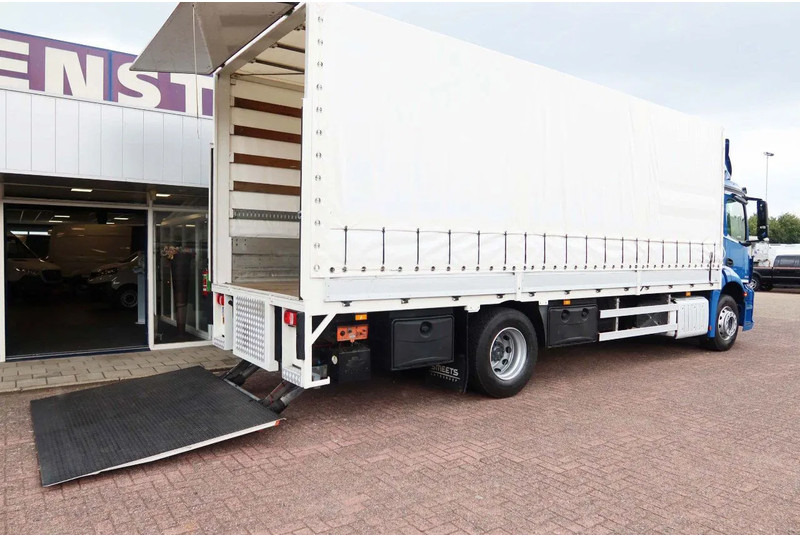 Mercedes-Benz Antos 1924L Huif + Klep Dhollandia 2000 KG Euro 6 - Box truck: picture 3 Mercedes-Benz Antos 1924L Huif + Klep Dhollandia 2000 KG Euro 6 - Box truck: picture 3