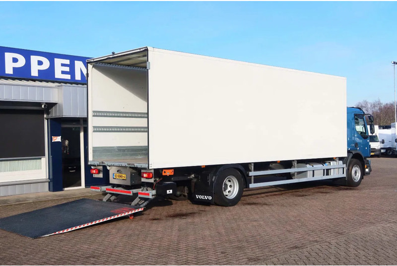 Volvo FE 250 Bakwagen + Dhollandia klep 2500 KG. 49.000 KM!! - Box truck: picture 3 Volvo FE 250 Bakwagen + Dhollandia klep 2500 KG. 49.000 KM!! - Box truck: picture 3