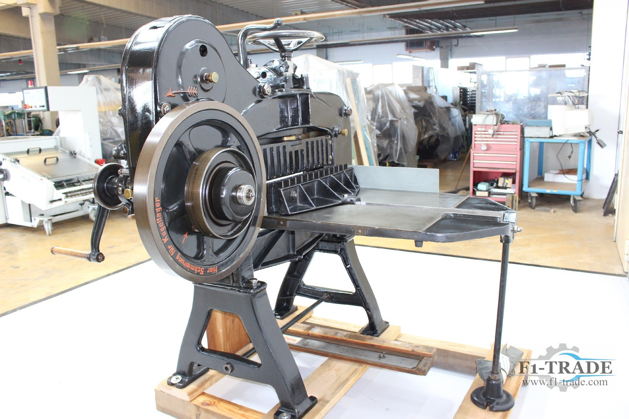 Karl Krause SM - Paper cutting machine: picture 5 Karl Krause SM - Paper cutting machine: picture 5