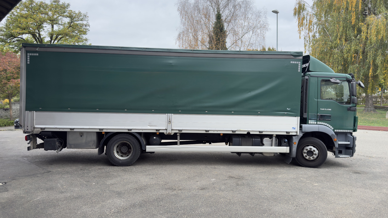 MAN TGM 15.290 - Box truck: picture 3 MAN TGM 15.290 - Box truck: picture 3