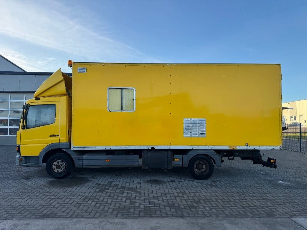Mercedes-Benz Atego 815 - Box truck: picture 2 Mercedes-Benz Atego 815 - Box truck: picture 2
