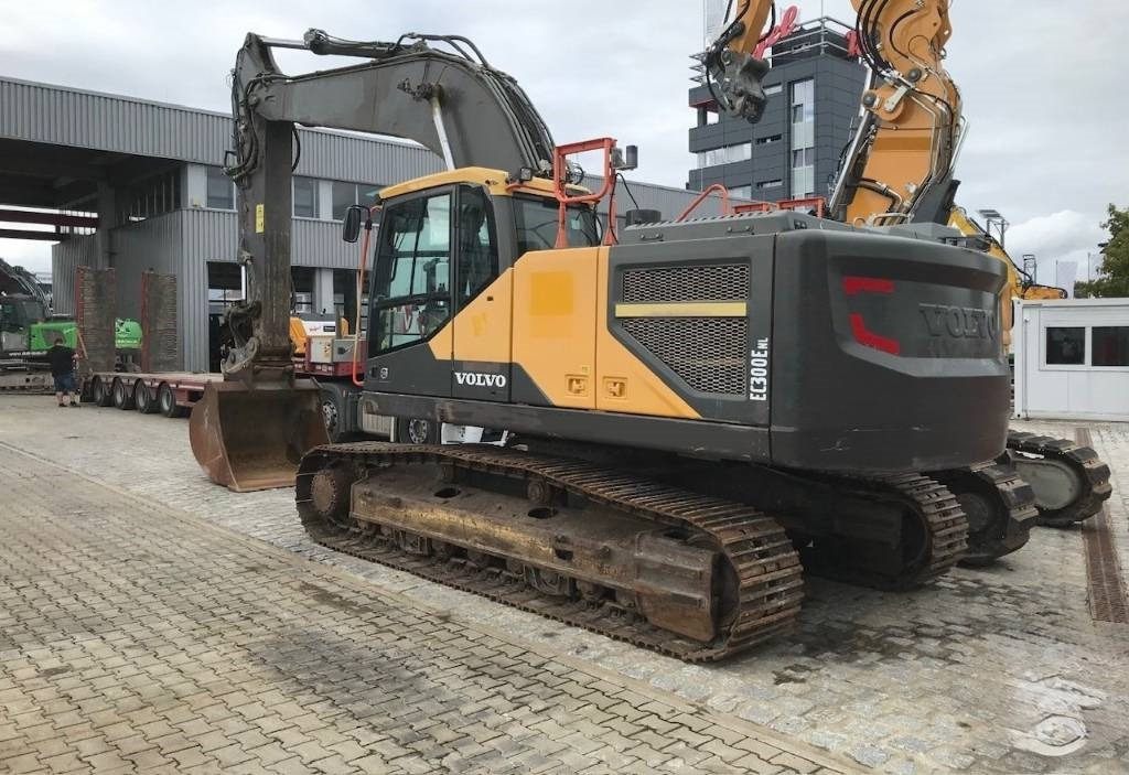 Volvo EC 300 E - Crawler excavator: picture 2 Volvo EC 300 E - Crawler excavator: picture 2