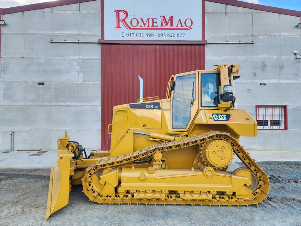 CAT D6N LGP - Bulldozer: picture 1 CAT D6N LGP - Bulldozer: picture 1