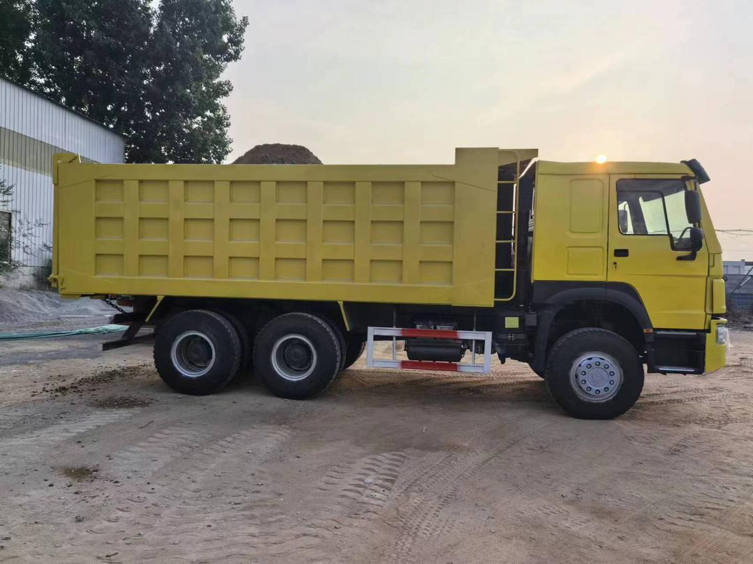 Howo Tipper Truck 371 - Tipper: picture 2 Howo Tipper Truck 371 - Tipper: picture 2