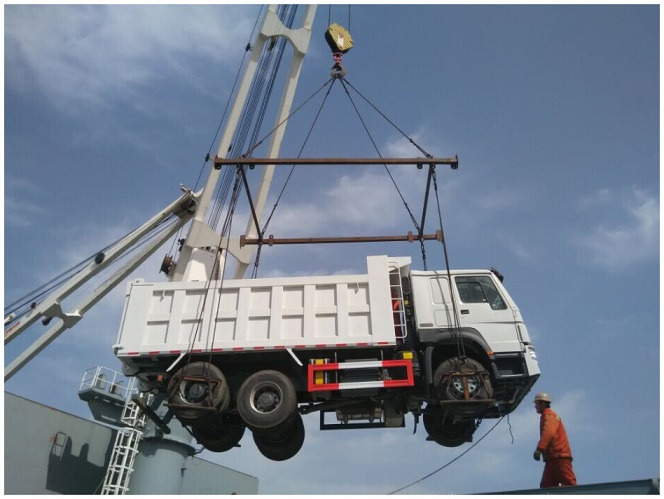 Howo 20 cubic meters 290hp/336hp/371hp/375hp water tanker - Tank truck: picture 3 Howo 20 cubic meters 290hp/336hp/371hp/375hp water tanker - Tank truck: picture 3