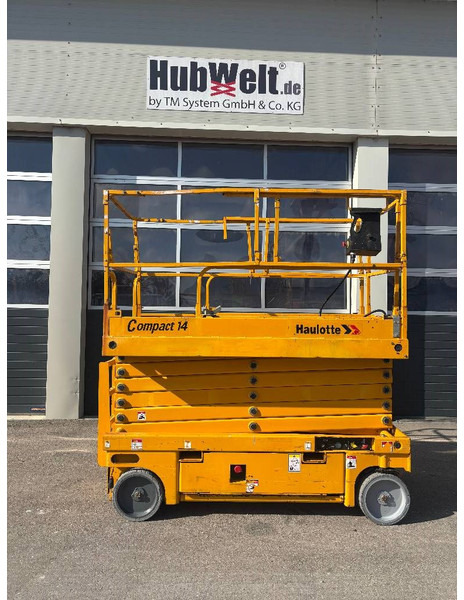 Haulotte Compact 14 - 13,80m Scherenarbeitsbühne *Akkus NEU - Scissor lift: picture 1 Haulotte Compact 14 - 13,80m Scherenarbeitsbühne *Akkus NEU - Scissor lift: picture 1