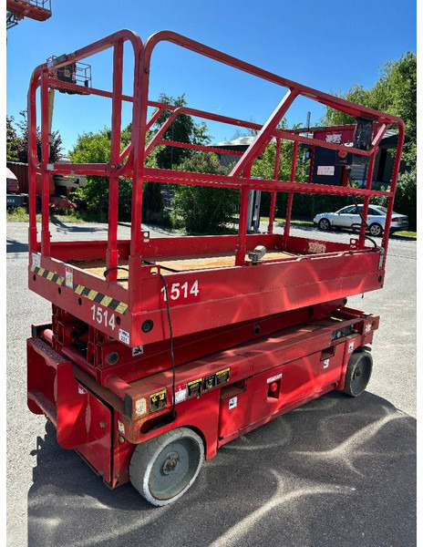 Haulotte Compact 8W - 8,2m Elektro Scherenarbeitsbühne - Scissor lift: picture 3 Haulotte Compact 8W - 8,2m Elektro Scherenarbeitsbühne - Scissor lift: picture 3