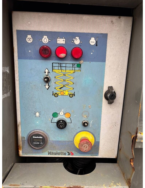 Haulotte H 15 SX - 15m Diesel Scherenarbeitsbühne - Scissor lift: picture 5 Haulotte H 15 SX - 15m Diesel Scherenarbeitsbühne - Scissor lift: picture 5