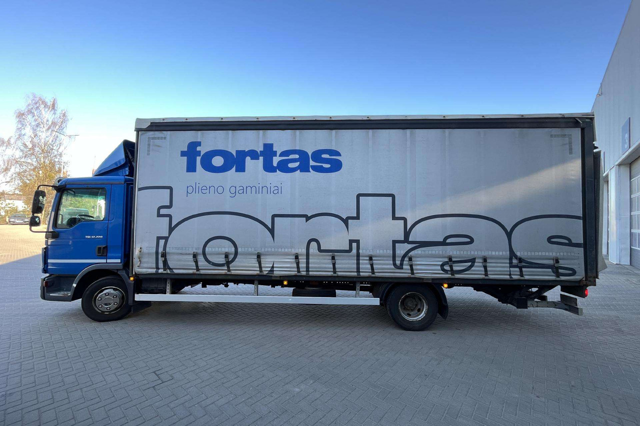 MAN TGL 12.220 4X2 BL su liftu (8493) - Curtainsider truck: picture 3 MAN TGL 12.220 4X2 BL su liftu (8493) - Curtainsider truck: picture 3