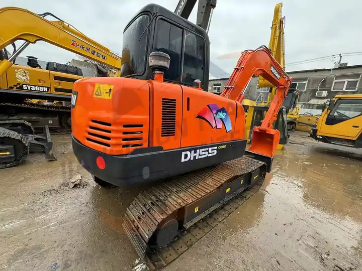 2018 Easy to operate 5 ton dh55 used doosan daewoo 55 crawler excavator dh 55 for sale dh55gold dh55-7 - Excavator: picture 3 2018 Easy to operate 5 ton dh55 used doosan daewoo 55 crawler excavator dh 55 for sale dh55gold dh55-7 - Excavator: picture 3