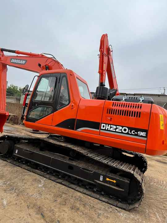 Best Selling DOOSAN excavator machine construction used machinery equipment dx225 DX60 DX70 DH60 DH220 used excavators in stock - Excavator: picture 2 Best Selling DOOSAN excavator machine construction used machinery equipment dx225 DX60 DX70 DH60 DH220 used excavators in stock - Excavator: picture 2