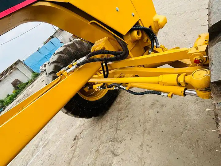 Caterpillar Used Cat Motor Grader 140h With Original Japan Cat Engine For Sale In Shanghai - Grader: picture 2 Caterpillar Used Cat Motor Grader 140h With Original Japan Cat Engine For Sale In Shanghai - Grader: picture 2